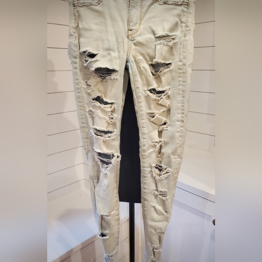 AE distressed jeans - Picture 1 of 9